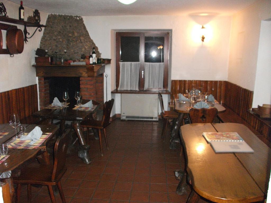 Bed and Breakfast Grotto Pergola Giornico Esterno foto